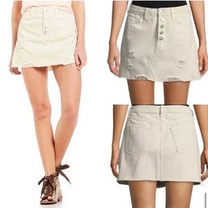 NWOT FREE PEOPLE CREAM SIZE 27 DISTRESSED MINI SKIRT